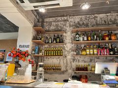 -粉八·云南米线·建水烧烤(常熟路店)