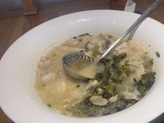 -严记小天府酸菜鱼(西四路店)