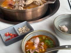 -喃喃椰·糟粕醋·椰子鸡火锅(七堡花园店)