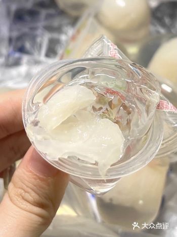 喜之郎 龙眼味的水果冻 一口一个够爽️