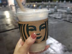 -星巴克臻选(青岛金狮广场店)