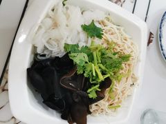 捞拌什锦-牛庄高晓山风味馅饼城(海城店)