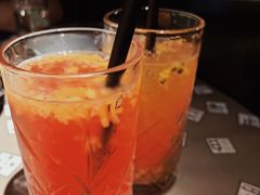 -穹六人间 people 6(岳阳路店)