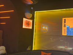-鸣记脆皮烤鱼·海鲜烤鱼(三八广场店)