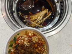 -龍歌自助小火锅(芝罘万达店)