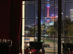 景观位-L'ATELIER de Joel Robuchon(外滩18号店)