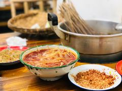 -咏勝锑锅麻辣烫(净居寺路总店)