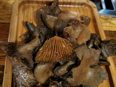 -云上珍野生菌(兴仁店)