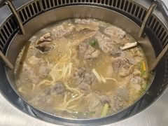 -阿二骨煲(新天地店)