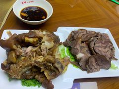 -鸿运美食府
