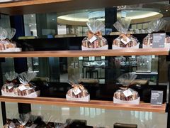 -Laderach 莱德拉(上海环贸iapm店)