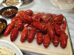-肥肥虾庄·金牌油焖大虾(首义路店)