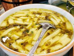-石磨豆花家常菜·牦牛排土火锅