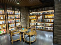 -独秀书房(出版大厦店)