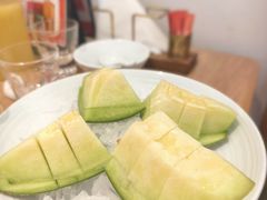 -连鹭海鲜·海肠捞饭·海胆饭(星海店)