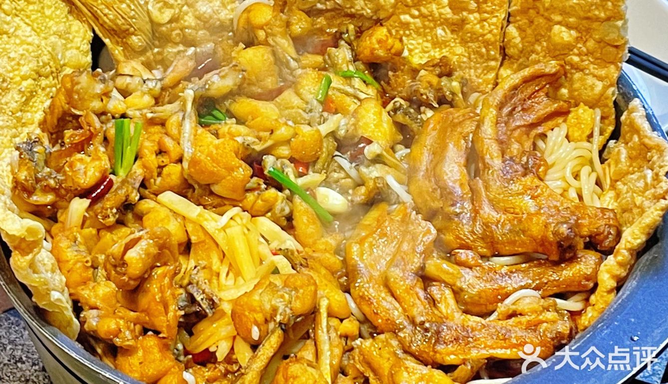 香晕我了😭还有人没吃过这锅螺蛳粉牛蛙吗