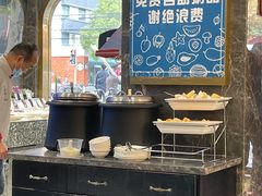 自助取餐区-新名仕新白玉兰餐厅