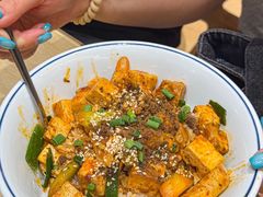 -李与白包子铺(桐梓林店)