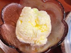冰淇淋-松子料理(华威桥店)