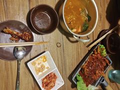 -恩你小木屋·韩式料理(假日广场店)