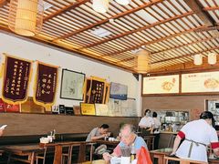 -笑来喜馄饨小笼工坊店(湖滨街店)