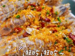 -四川小胡子海鲜(丁村万人海鲜广场店)