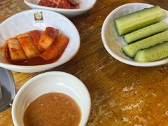 -喇喇排骨火锅·传统韩式脊骨汤(望京西园总店)