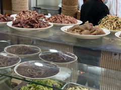 -闫家驴肉老店(华电一校店)