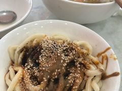 -胡成记口蘑龙眼包子(盐道街店)
