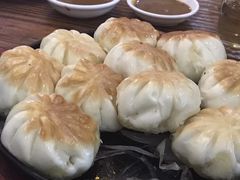 铁板叉烧包-鸽鸟轩(石岐店)