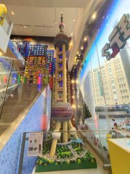 -乐高品牌旗舰店(人民广场店)