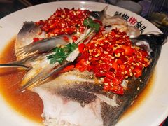 剁椒鱼头-湘阁里辣(南岭购物广场店)
