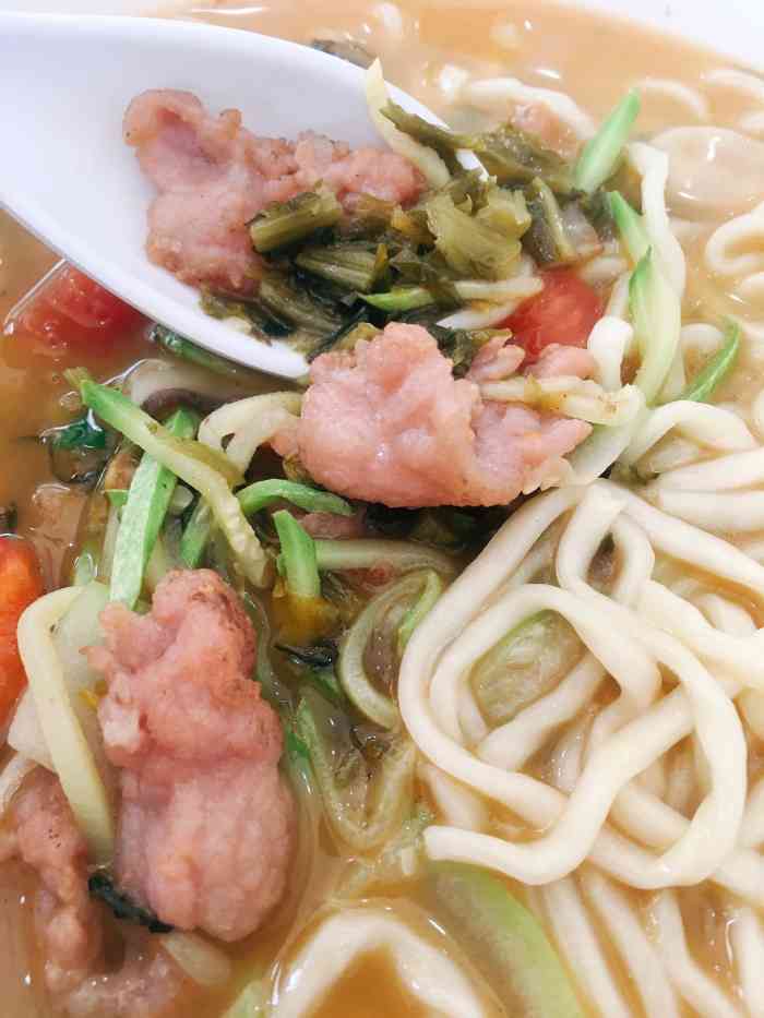 次坞阿生手工打面(城南店)-"小店门面不大,位置不多,但是生意很好, .