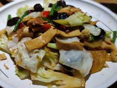 -卞氏菜根香·川菜(青羊万达店)