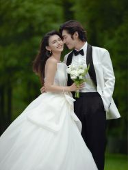 点击看大图 -至臻微拉婚纱摄影
