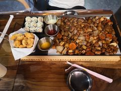 -炸鸡情侣韩式料理(中央大街店)