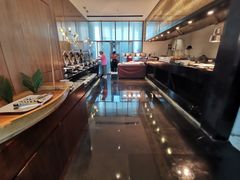 -天际餐厅(广州珠江新城假日酒店)