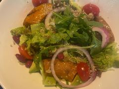 烤南瓜牛油果时蔬沙拉-bluefrog蓝蛙(水游城店)