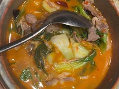 -娜仁图雅蒙古美食村(33小镇店)
