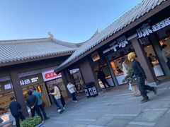 -慈城服务区-停车场