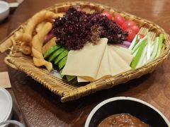 -唐山宴百姓府邸院落中餐