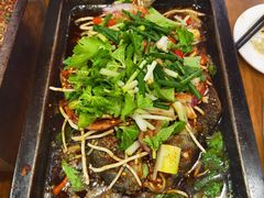 -范二妹独特烧烤夜宵城(宜宾总店)