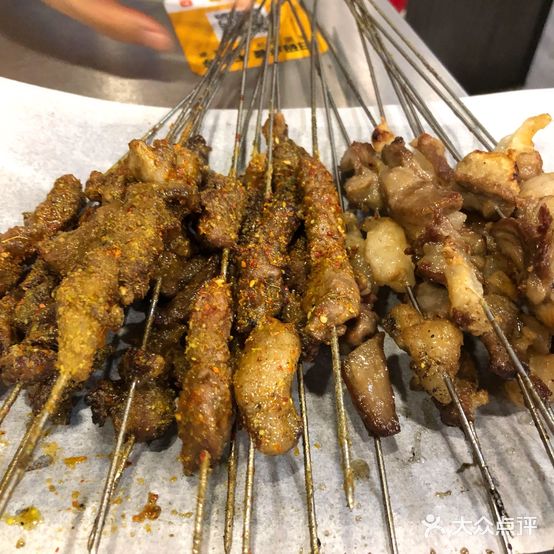 红棚子肚绷烧烤(徐州总店)