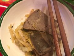 -闯关东东北农家菜(崂山石老人店)