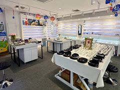 -浮光眼镜·蔡司视觉合作·数字验配中心(陆家嘴店)