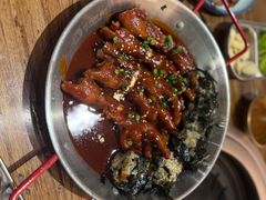 -明洞阿姨·韩式酱蟹烤肉·创意料理(三元桥店)