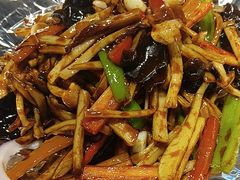 -蒙艾里民族传统菜蒙餐