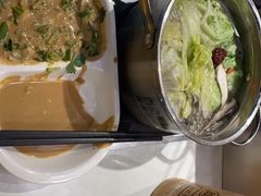 -百品聚旋转火锅(号外店)