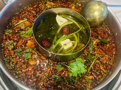 -蛙两只美蛙鱼头火锅(恒茂店)