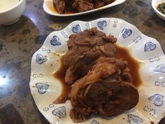 -周家大连水饺(美专校街店)